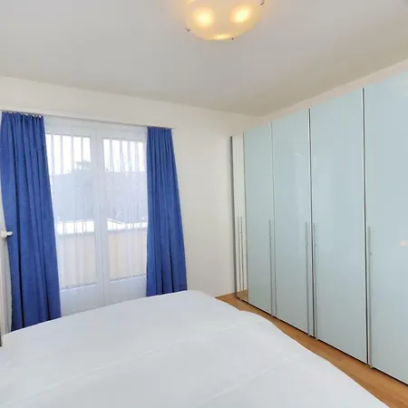 1br In The Center With Balcony - Mill 351