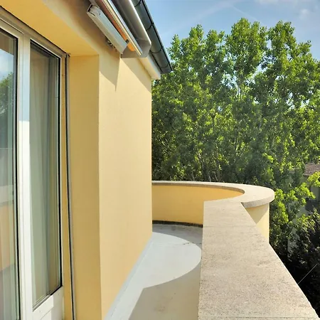 Apartment 1br In The Center With Balcony - Mill 351 Zurich